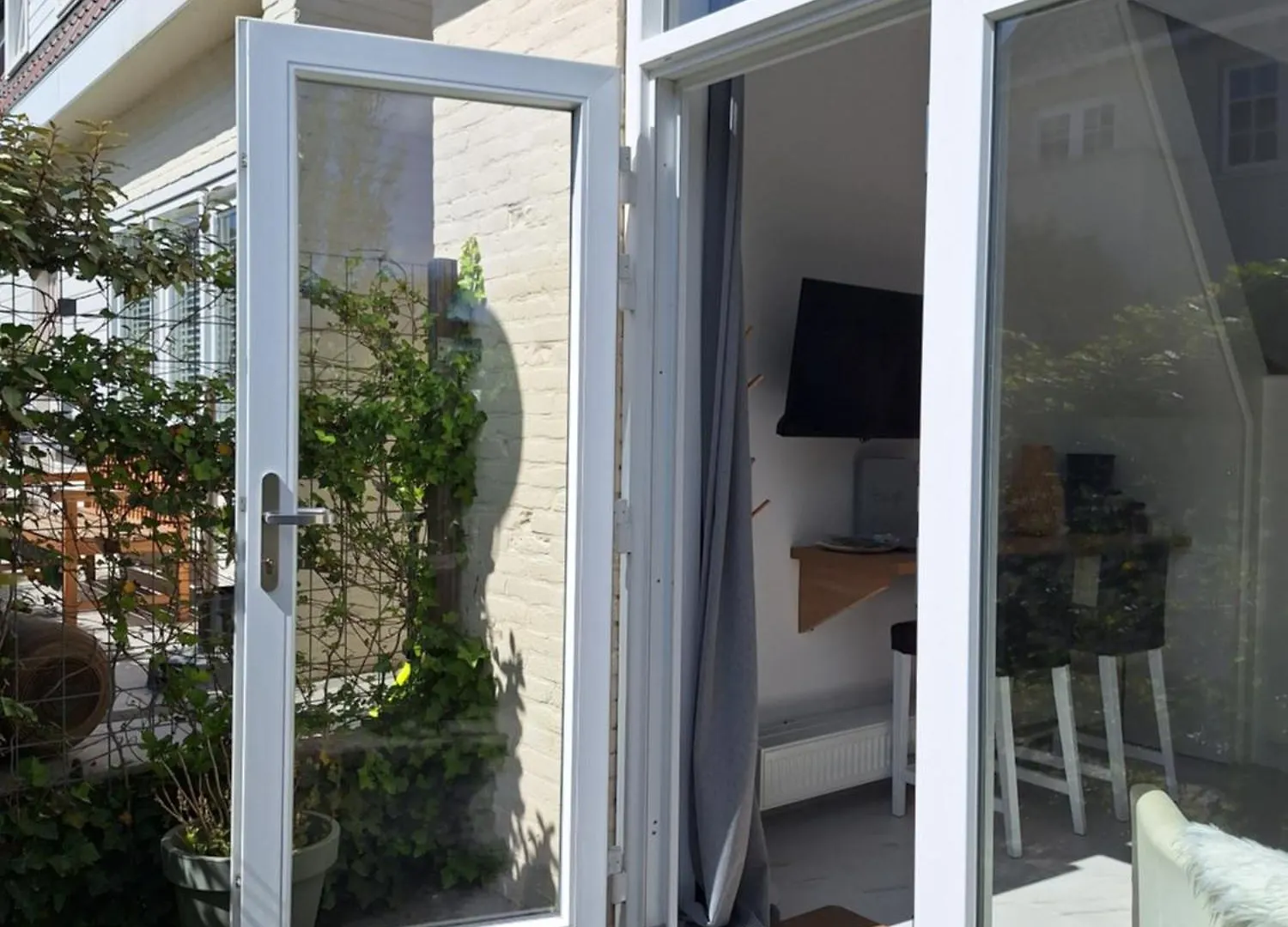 Huisje Louis Zandvoort Bed & Breakfast